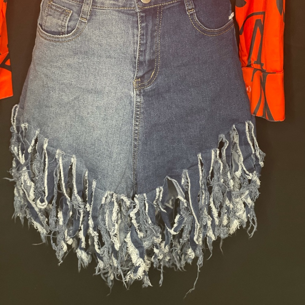 Two tone denim high waisted ripped shorts